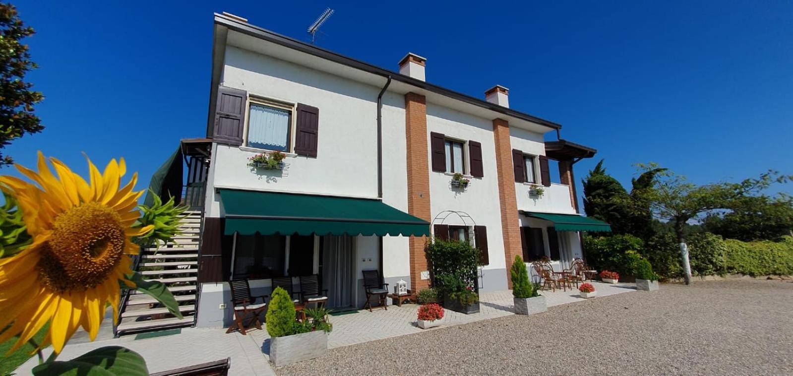 Casacobelli Βίλα Monzambano Εξωτερικό φωτογραφία