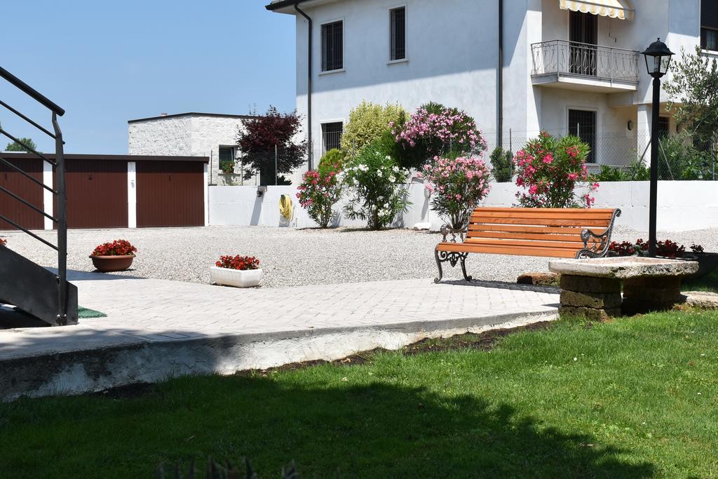 Casacobelli Βίλα Monzambano Εξωτερικό φωτογραφία