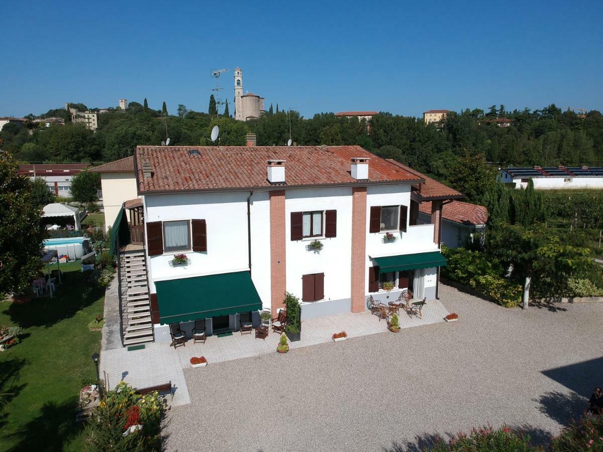 Casacobelli Βίλα Monzambano Εξωτερικό φωτογραφία